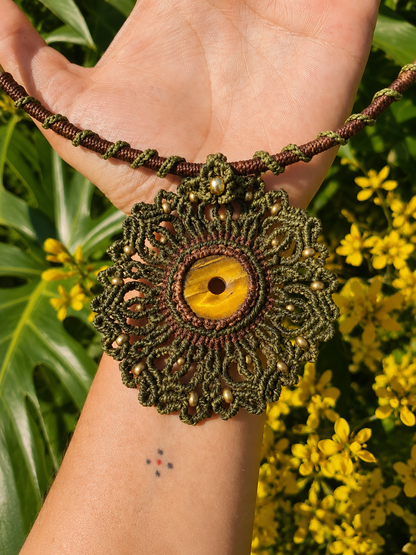 Nature power necklace
